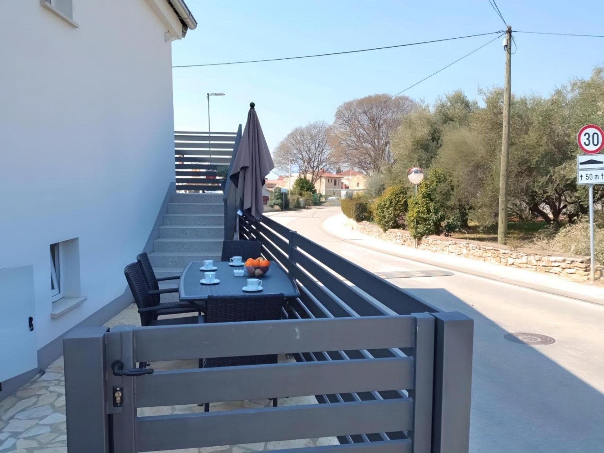Tar-Vabriga Apartment Valentino מראה חיצוני תמונה