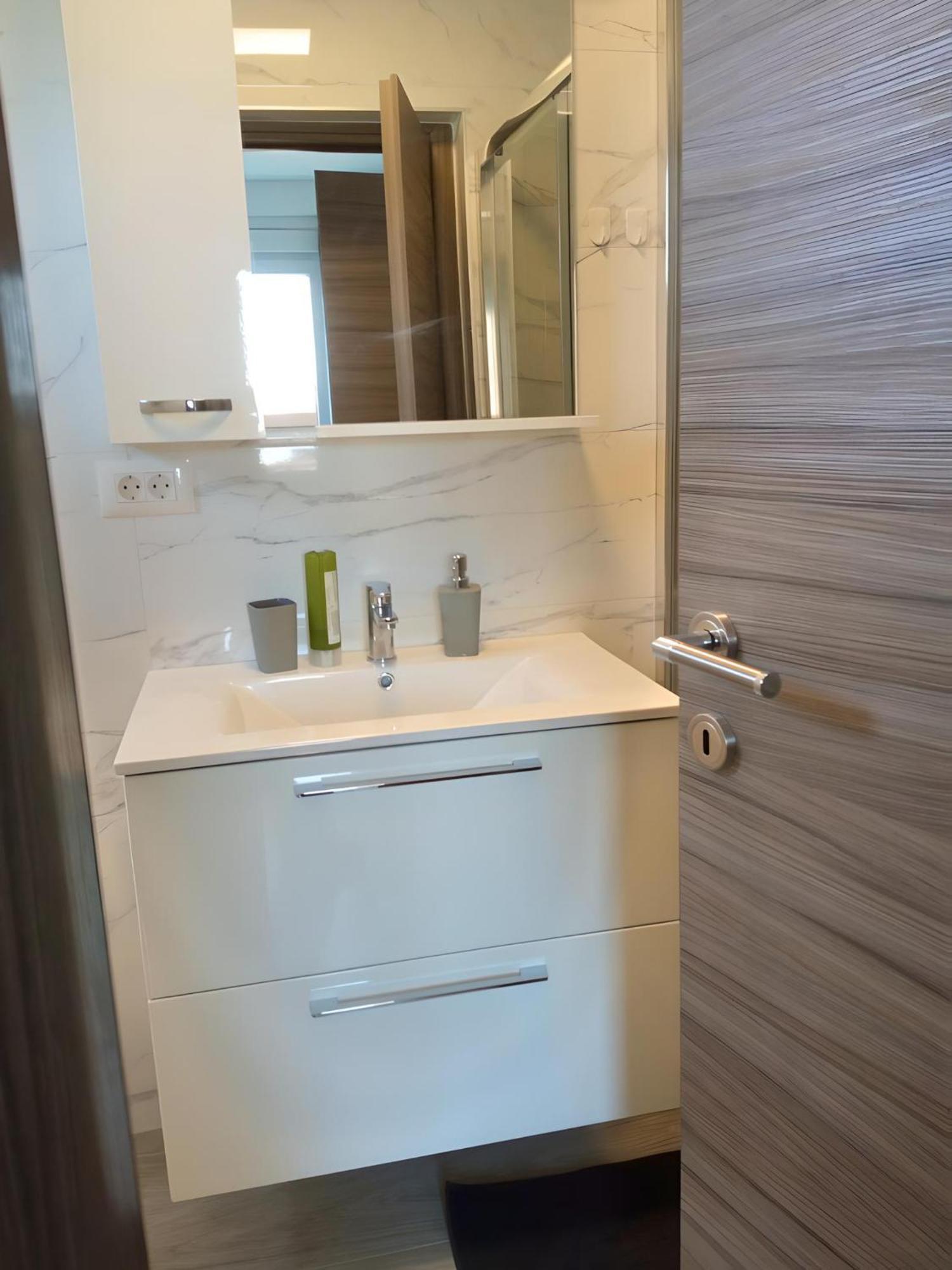 Tar-Vabriga Apartment Valentino מראה חיצוני תמונה